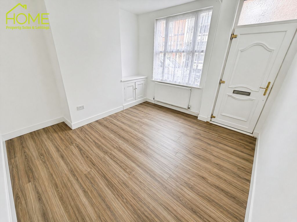 Property photo 3 of 15 5Ac53958-Chatgpt 20Image 20Jun 2017 2C 202026 20At 2012_01_00 20Pm.Png