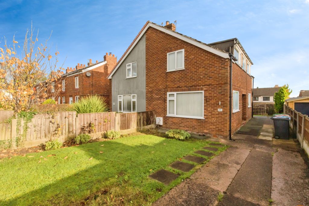 Property photo 2 of 16