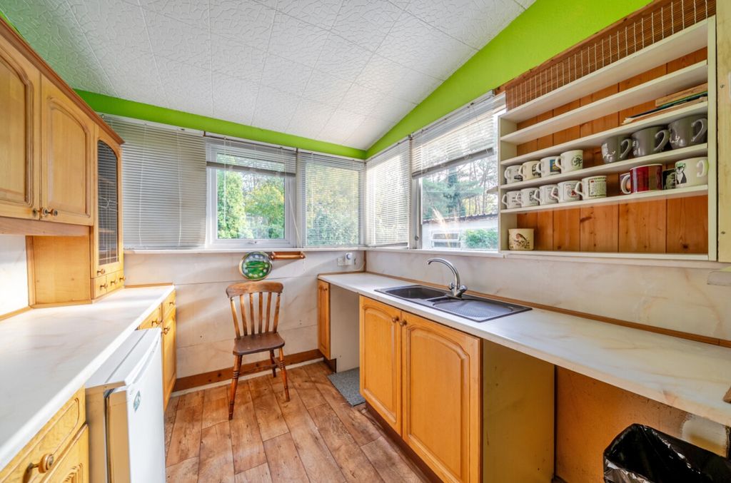 Property photo 3 of 21 1373057-2-68Fb86791c8cc