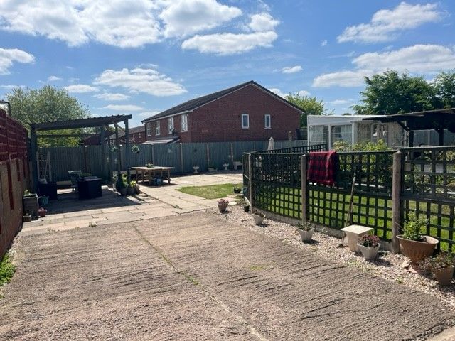 Property photo 3 of 23