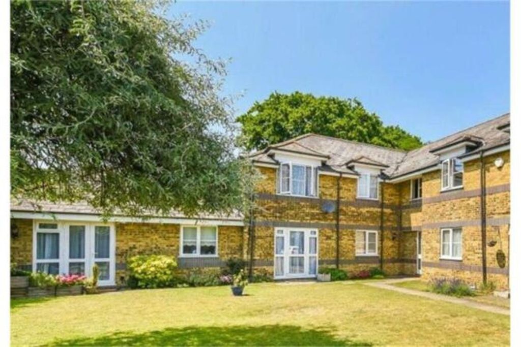 Property photo 1 of 9