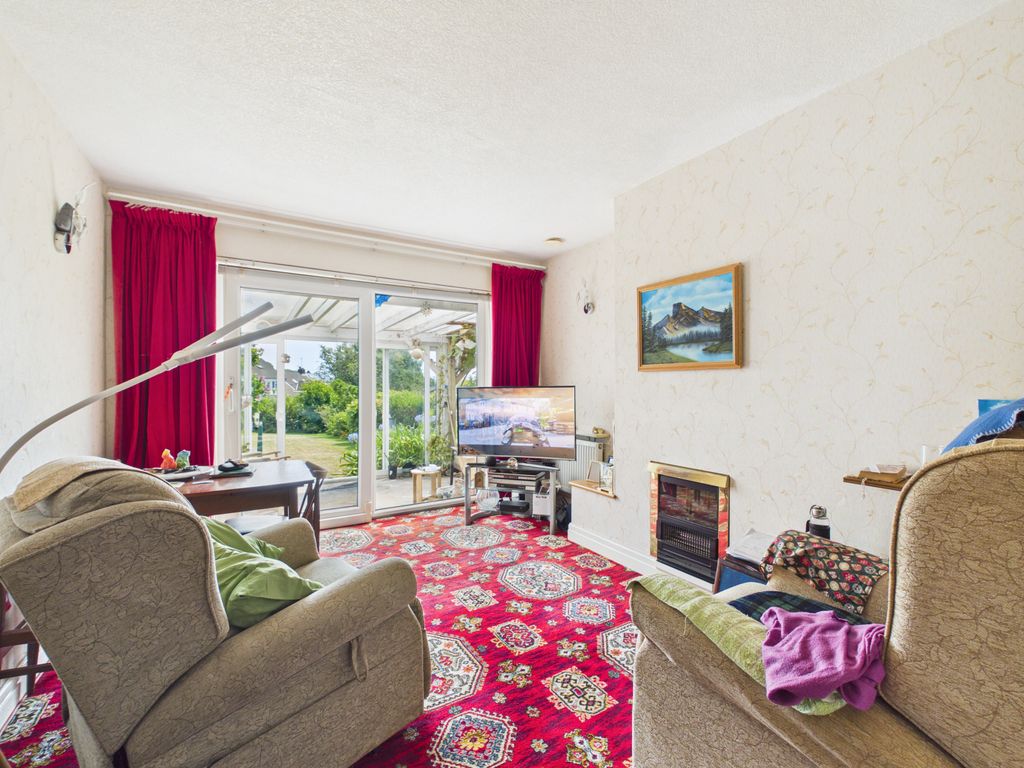 Property photo 3 of 18