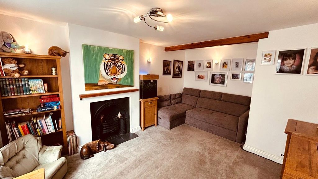 Property photo 3 of 31 Picture No. 06