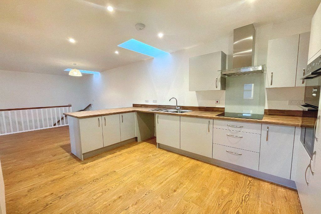 Property photo 3 of 11 Show Home Photos