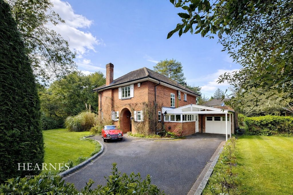 Property photo 1 of 21