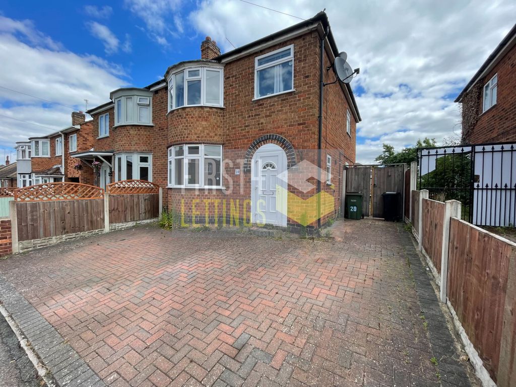 Property photo 1 of 13 Photo 10