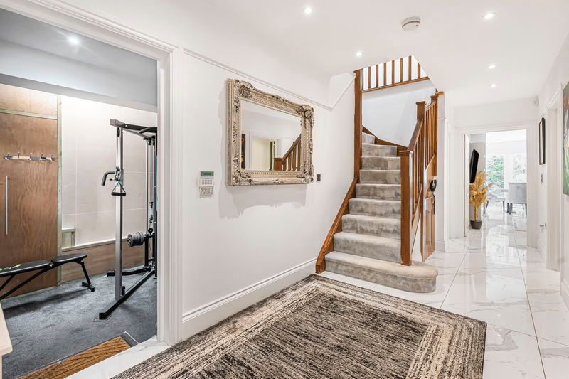 Property photo 2 of 37 Photo 28