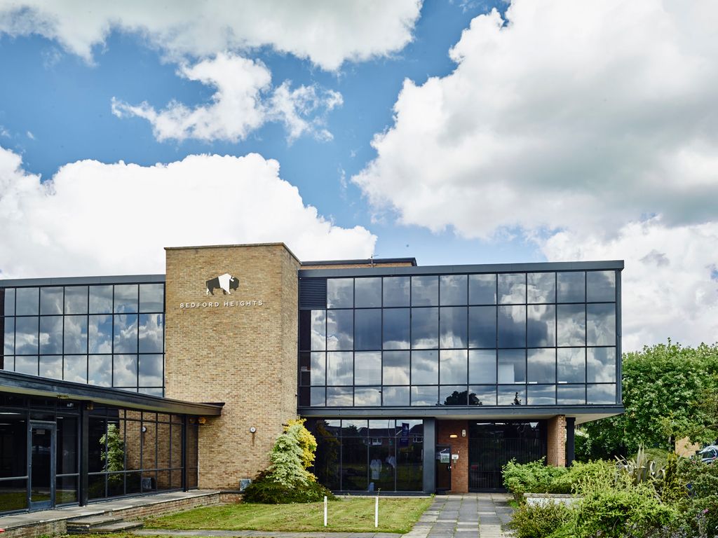 Property photo 3 of 11