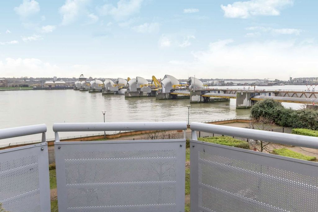 Property photo 2 of 2