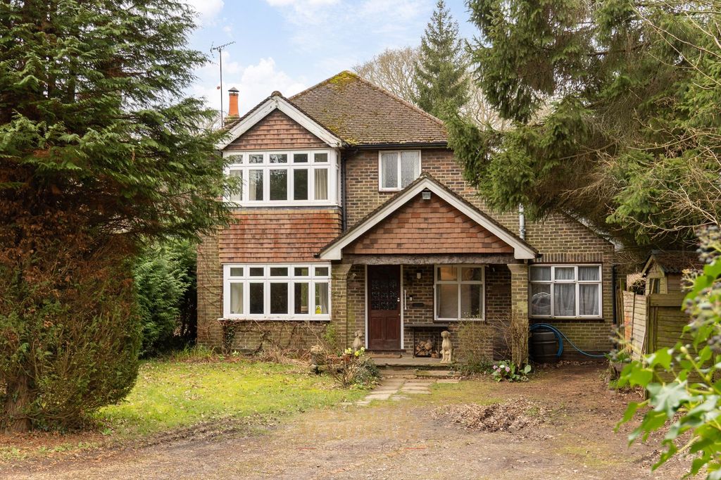 Property photo 1 of 33