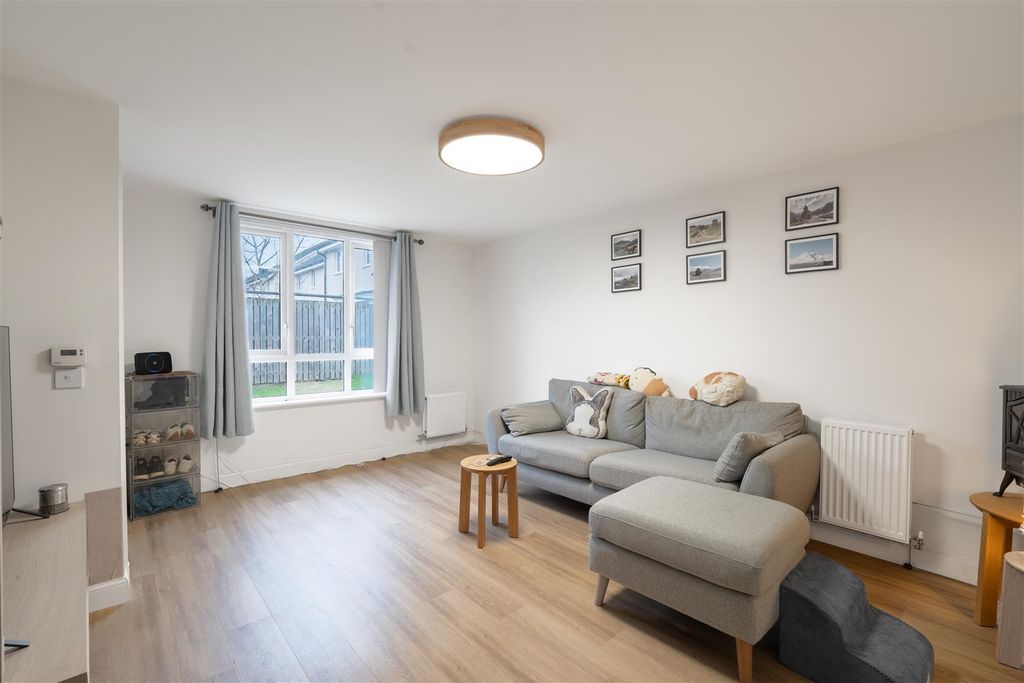 Property photo 2 of 13 Lounge-1.Jpg