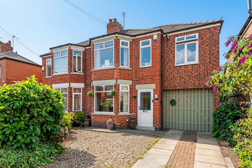 Property photo 1 of 23