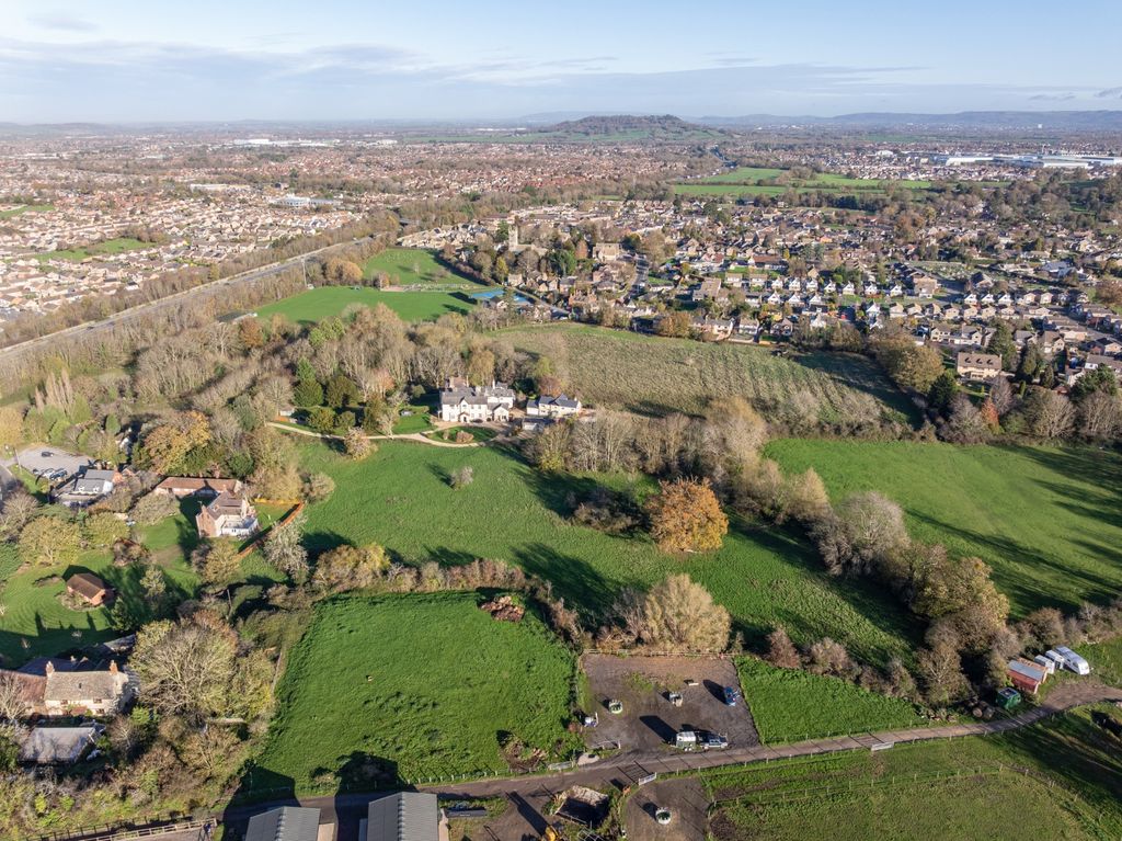 Property photo 2 of 5 Photo 2