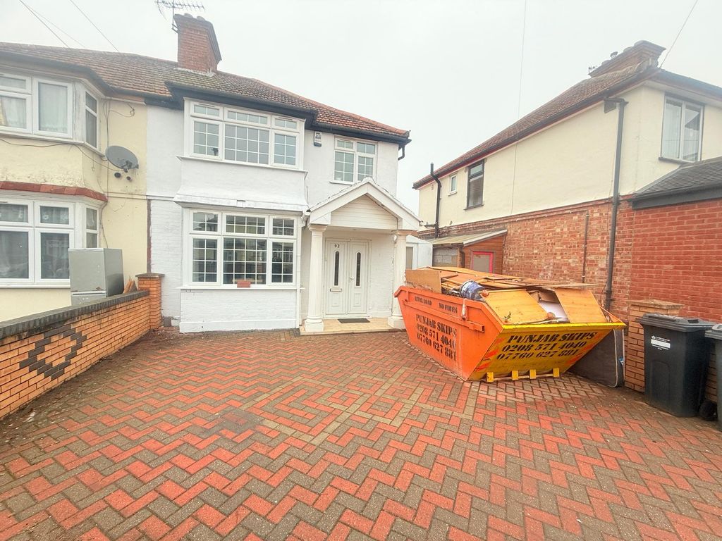 Property photo 1 of 21