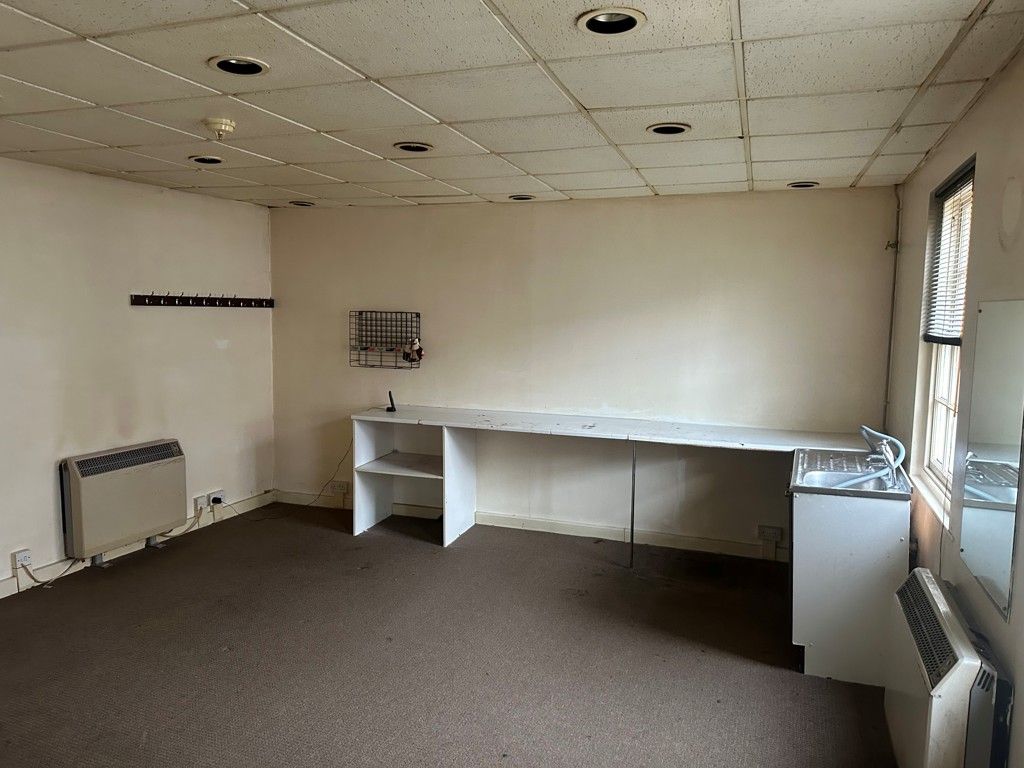 Property photo 3 of 4 Photo 5