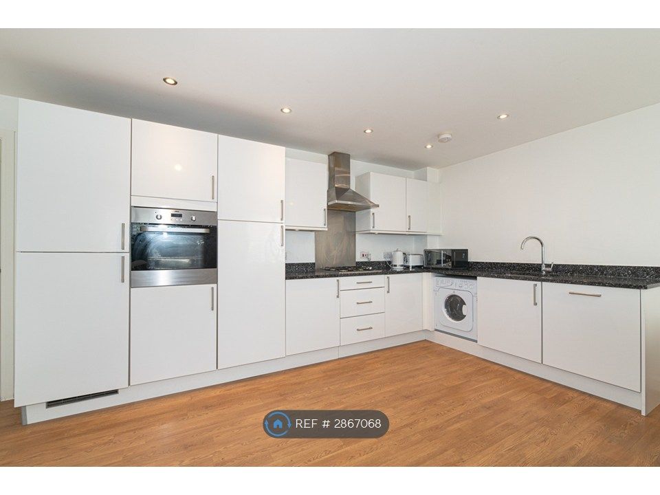 Property photo 2 of 9