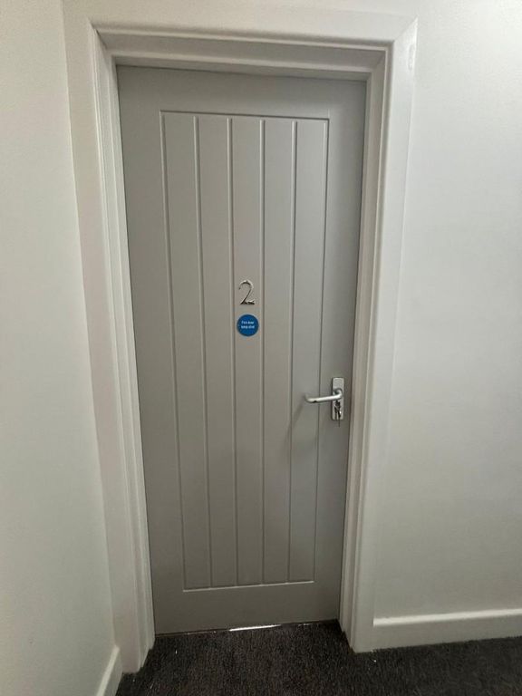 Property photo 3 of 12 A1d29dc2-5ba0-4E93-958d-44A3007E9F80.Jpg