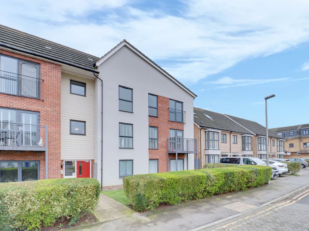 Property photo 1 of 15