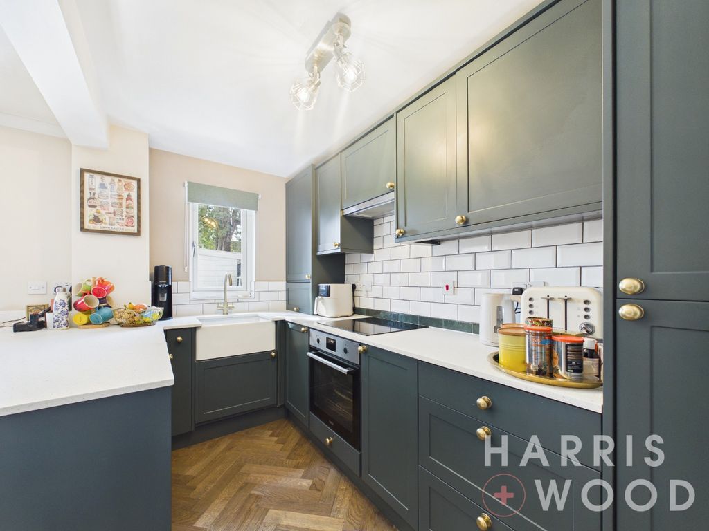 Property photo 2 of 20 5211482