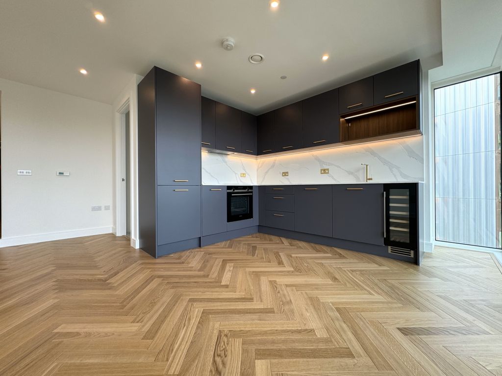 Property photo 1 of 13 One Bedroom Apartment To Rent