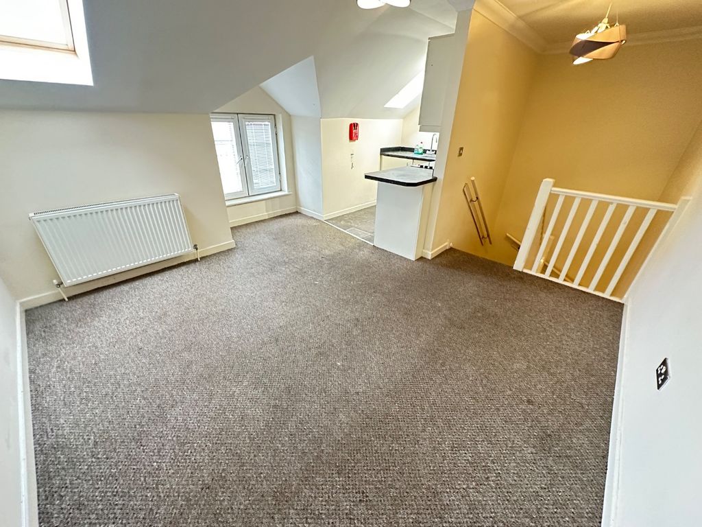 Property photo 2 of 6 4887802