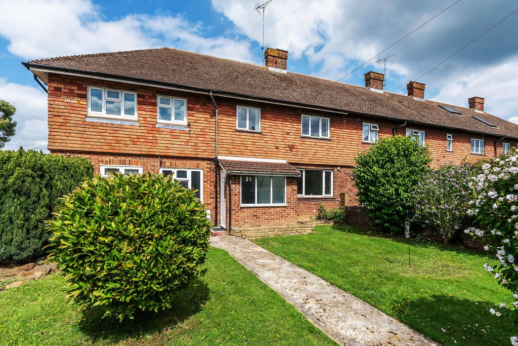 Property photo 1 of 21 31-Pollards-Oak-Road-7