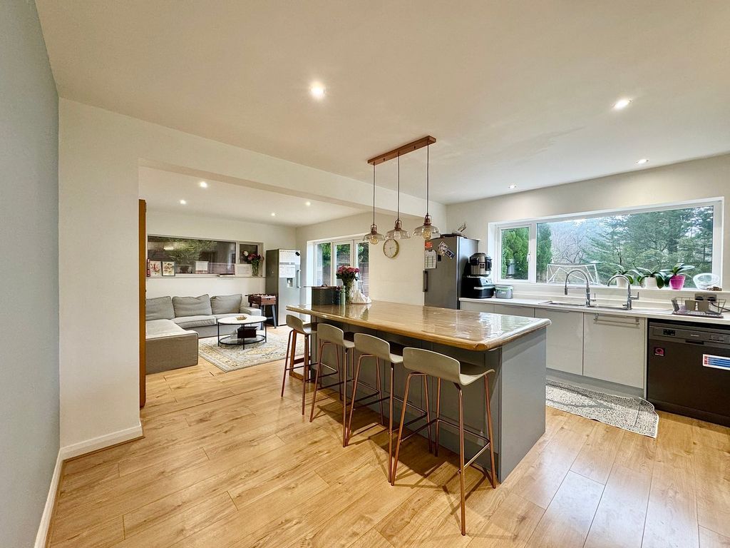 Additional image 8 of 6 bed detached house for saleGlenferness Avenue, Talbot Woods, Bournemouth BH4