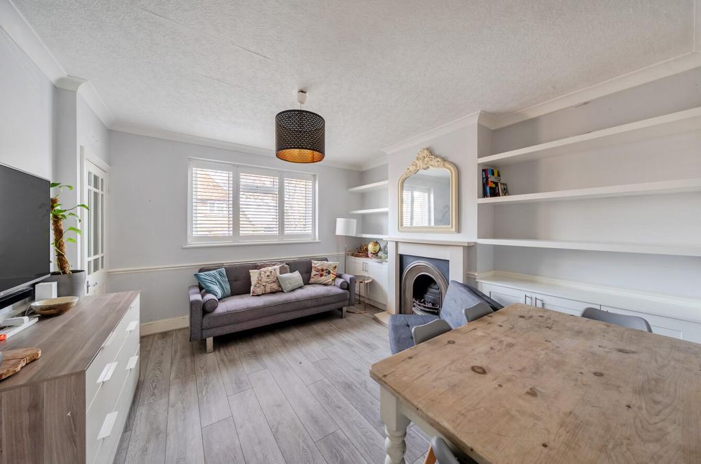 Property photo 2 of 12 1395431-9-695Ba9c352d35.Jpg