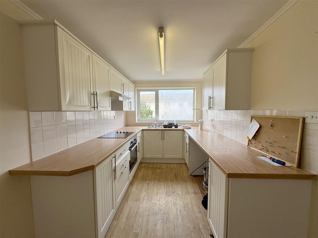 Additional image 5 of 3 bed terraced house for saleWheal Leisure Close, Perranporth TR6