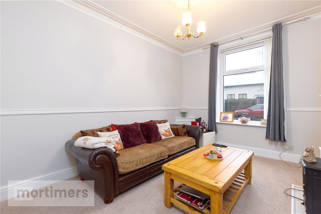 Property photo 2 of 19 Living Room