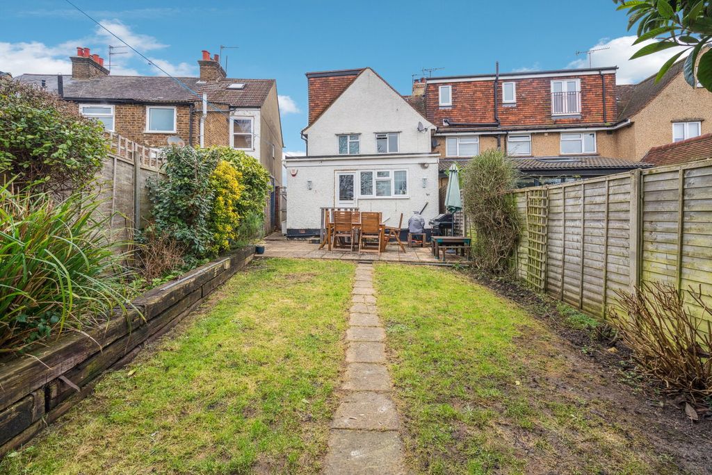 Property photo 2 of 18