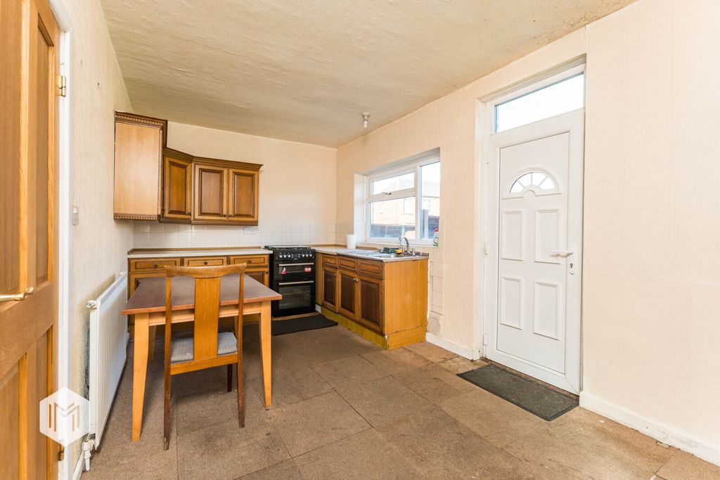 Property photo 3 of 15 Picture No. 06