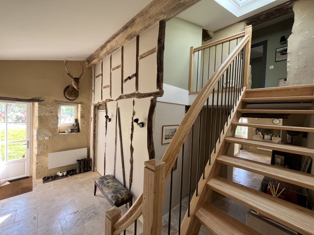 Property photo 2 of 21