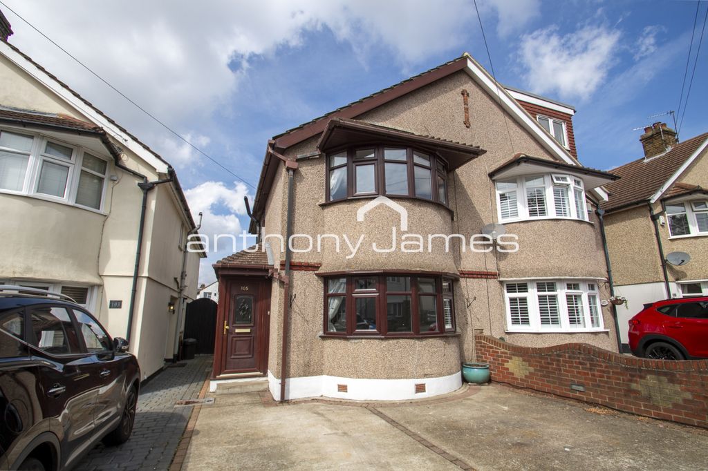 Property photo 1 of 16 Brixham Road, Welling, Da16