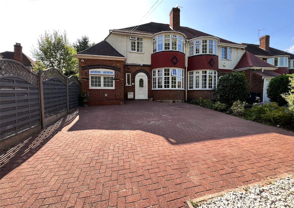 Property photo 1 of 27 Picture No. 24