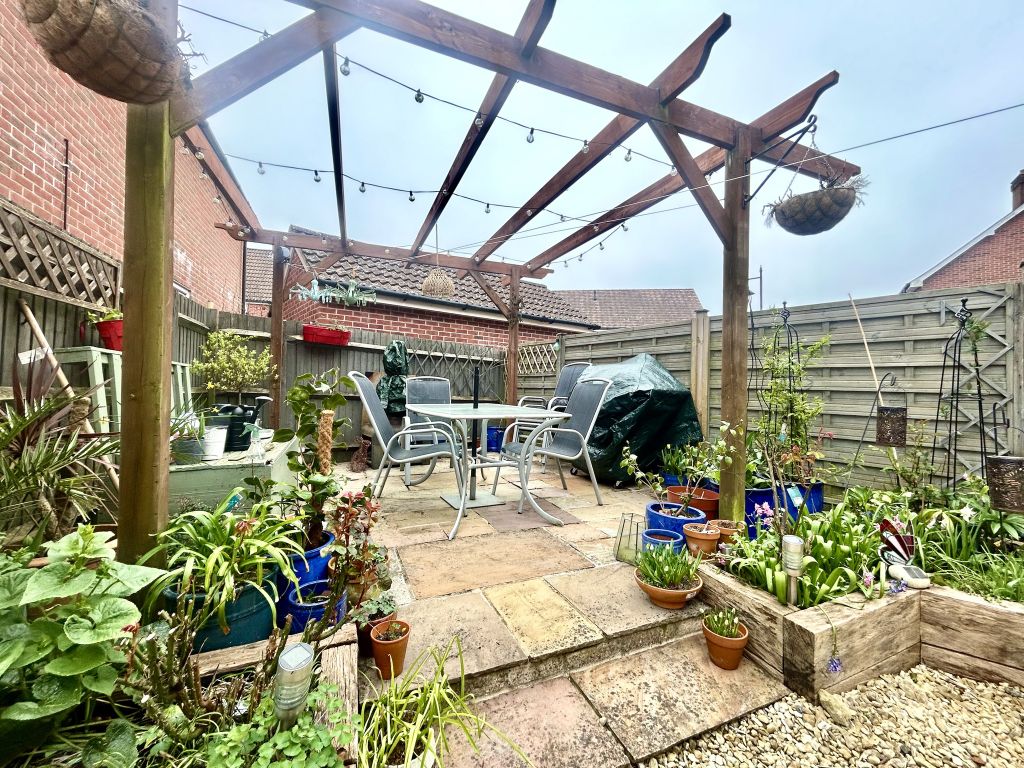 Property photo 2 of 12