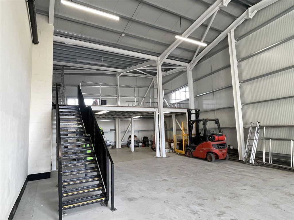 Property photo 2 of 9 Picture No. 06