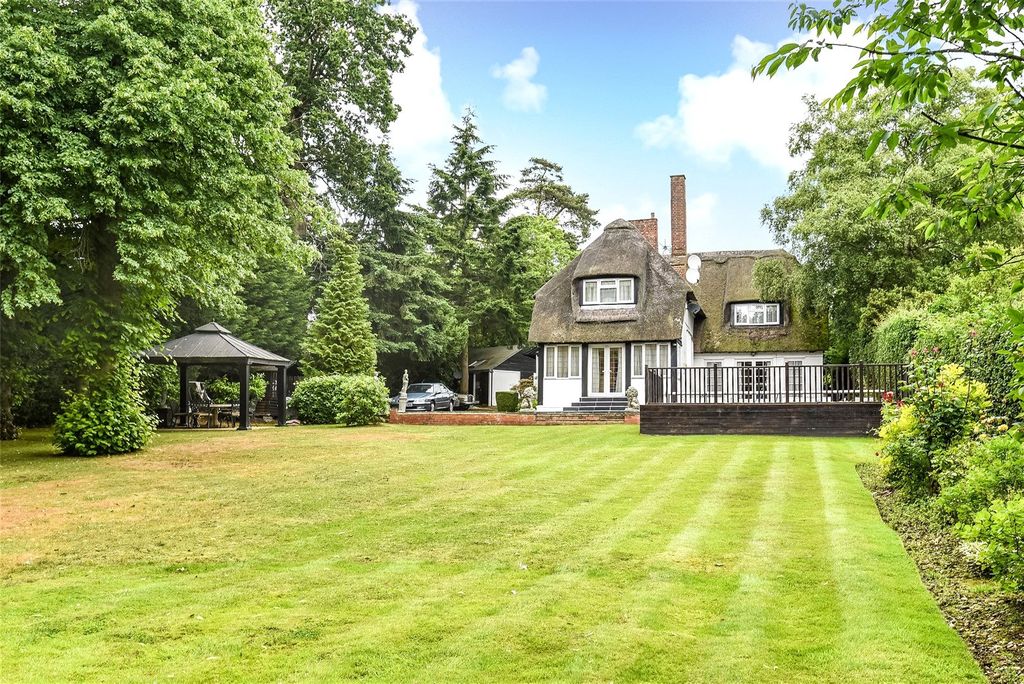 Property photo 1 of 32 Picture No. 12