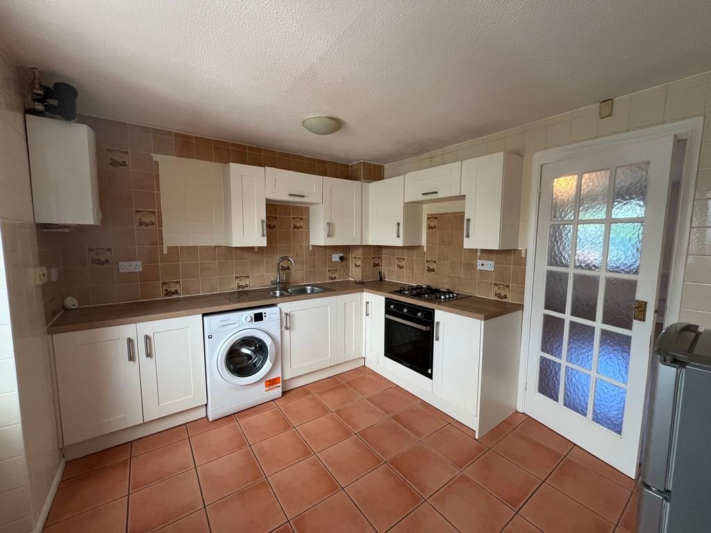 Property photo 3 of 12 Photo 8
