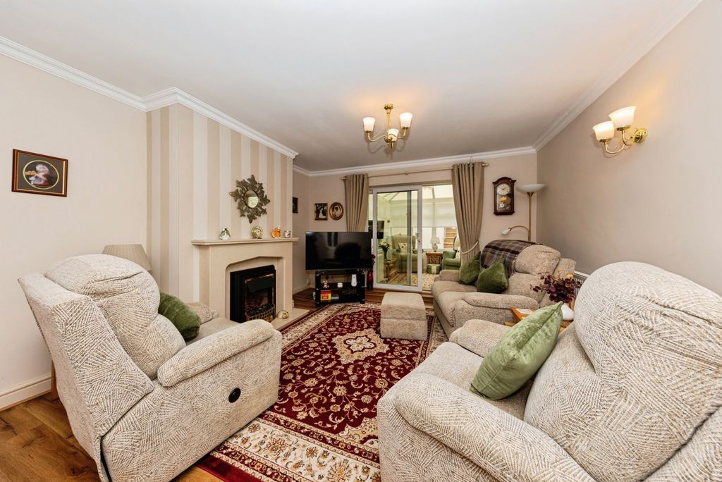 Property photo 3 of 22 Photo