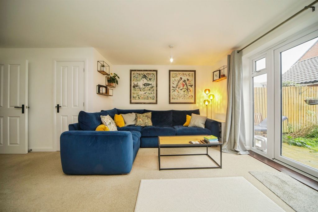 Property photo 3 of 17