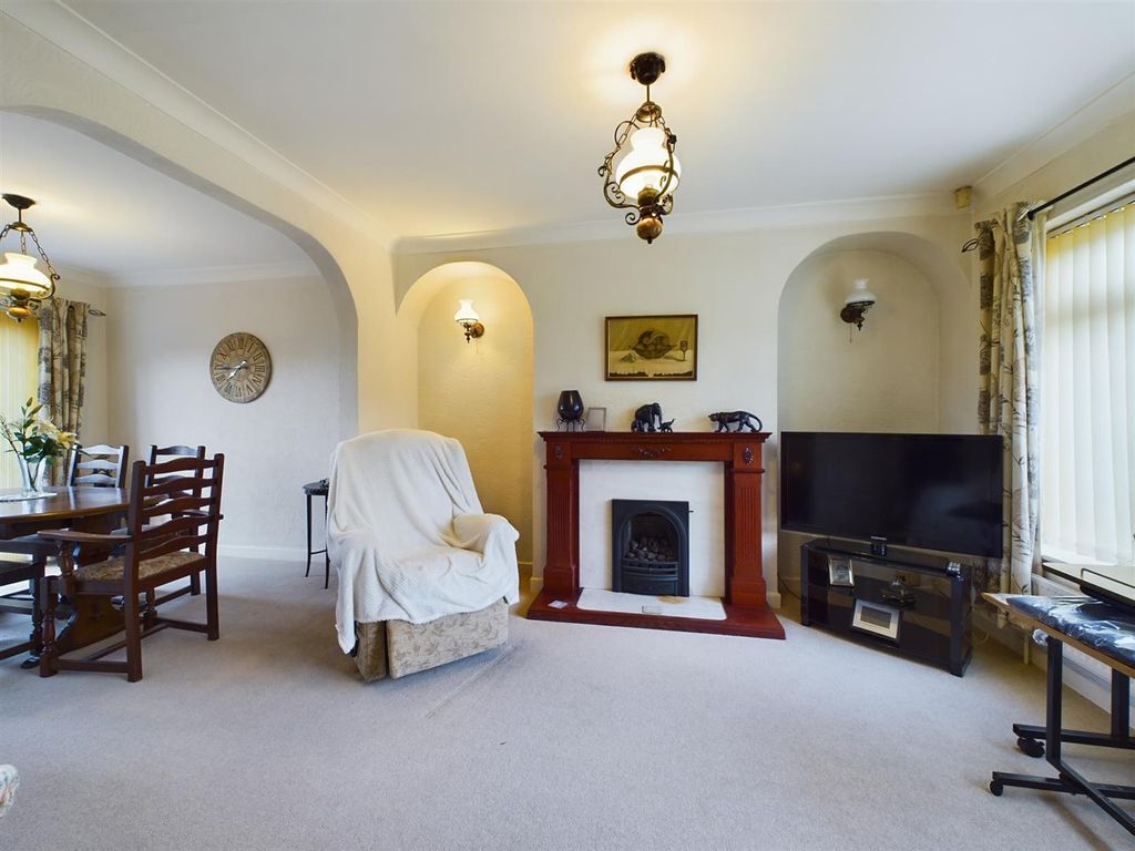 Property photo 3 of 18 Broomhill  (11).Jpg