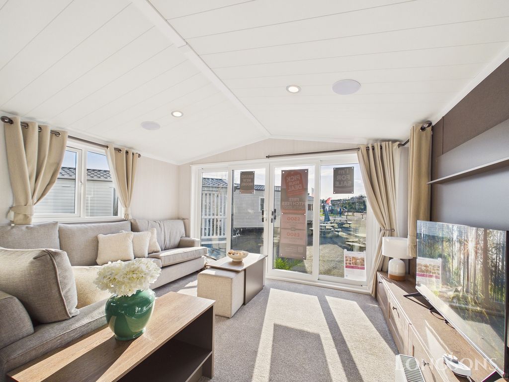 Property photo 3 of 20 Cam02173G0 Pr0335 Still010