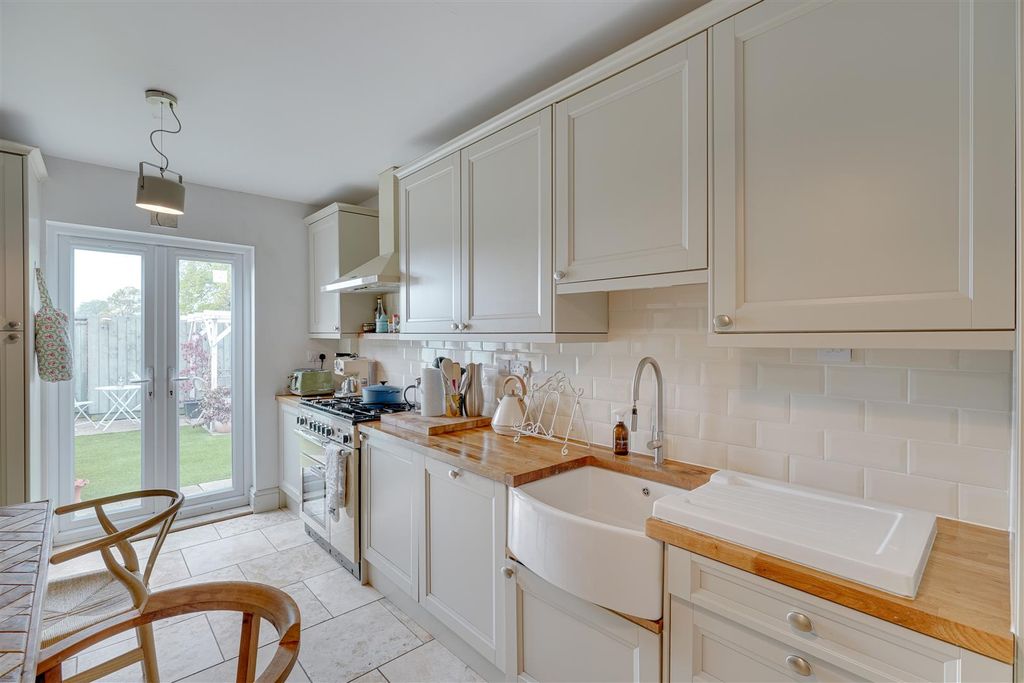 Property photo 2 of 23 59 Lisburn Rd, Newmarket --6.Jpg