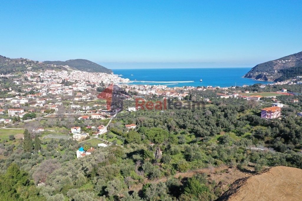 Property photo 1 of 24