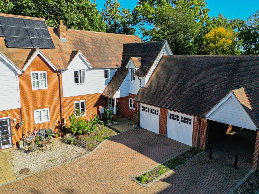 Property photo 1 of 35