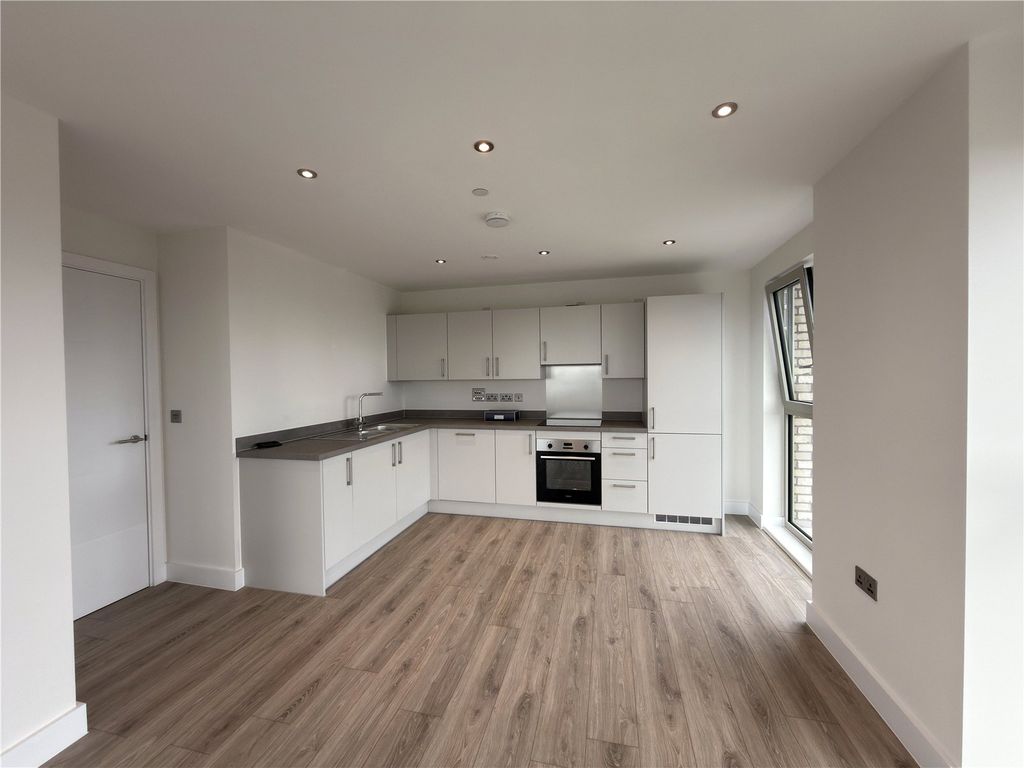 Property photo 1 of 9 Picture No. 06