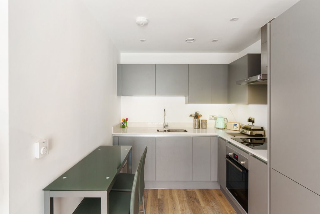 Property photo 3 of 10 4437986