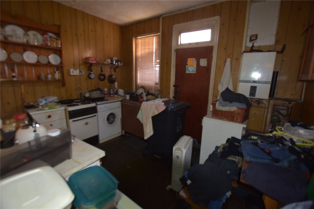 Property photo 3 of 8 Picture No. 02