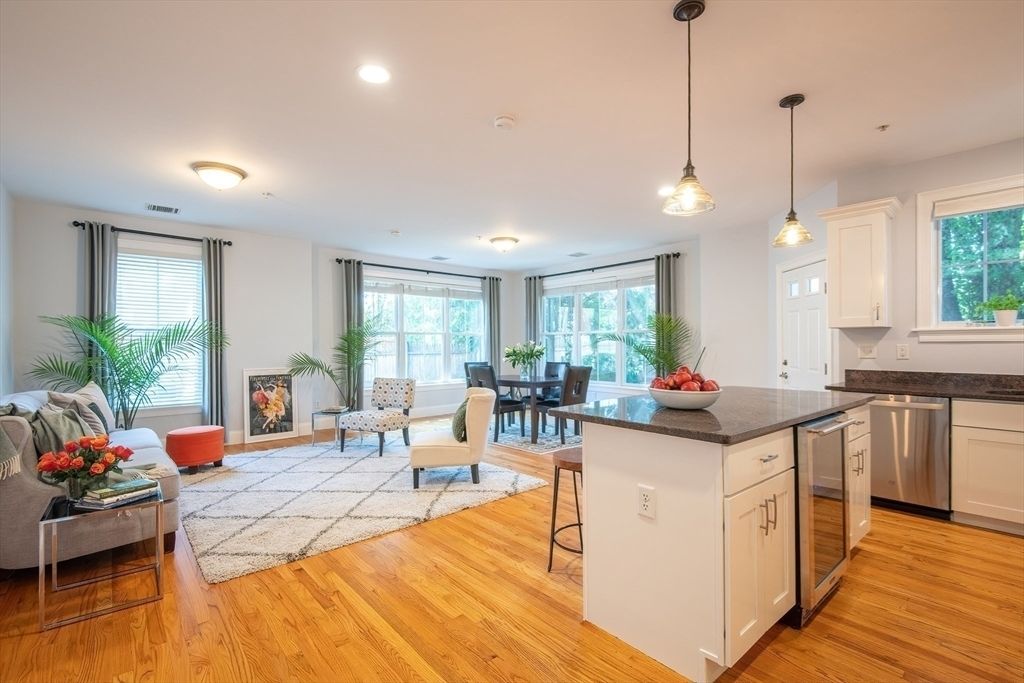 Property photo 2 of 20 <Alttext/>